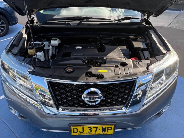 2016 Nissan Pathfinder ST-L