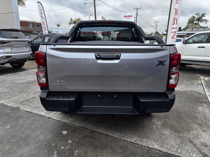 2025 Isuzu D-MAX LS-M XR