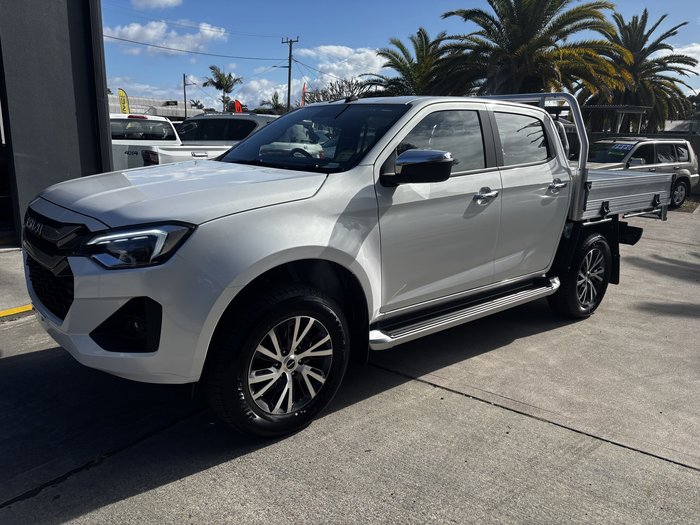 2025 Isuzu D-MAX