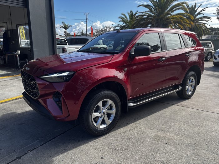 2025 Isuzu MU-X