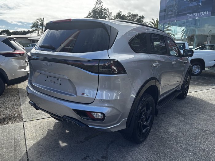 2026 Isuzu MU-X XT