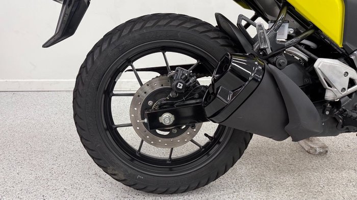 2023 Suzuki V-STROM 250 (DS250RLM3) Yellow