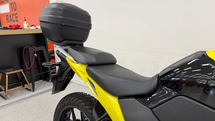 2023 Suzuki V-STROM 250 (DS250RLM3) Yellow