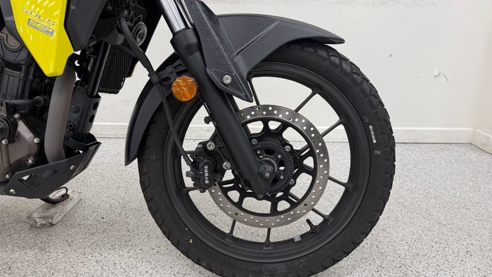 2023 Suzuki V-STROM 250 (DS250RLM3) Yellow