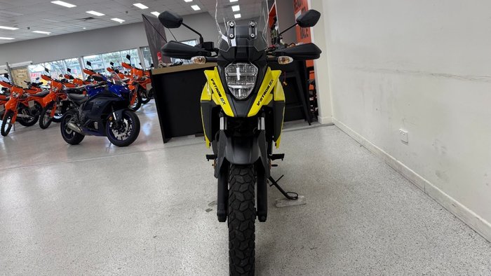 2023 Suzuki V-STROM 250 (DS250RLM3) Yellow