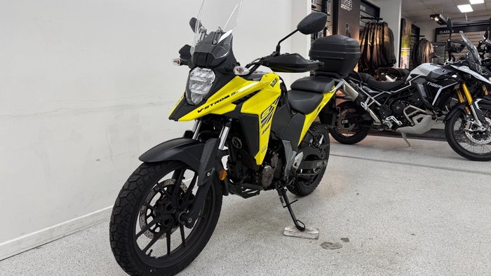 2023 Suzuki V-STROM 250 (DS250RLM3) Yellow