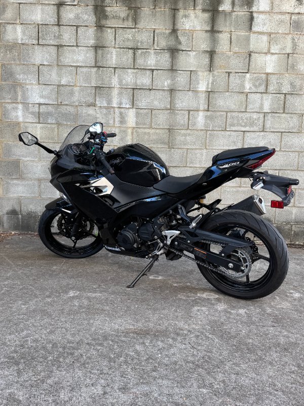 2018 Kawasaki NINJA 400 Black