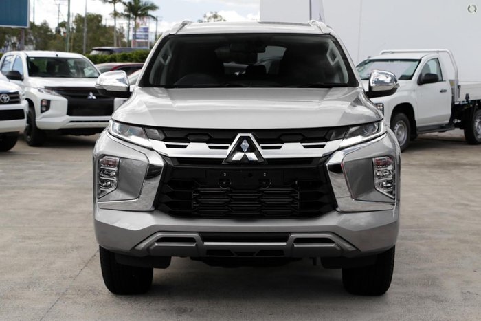 2025 Mitsubishi Pajero Sport GLS