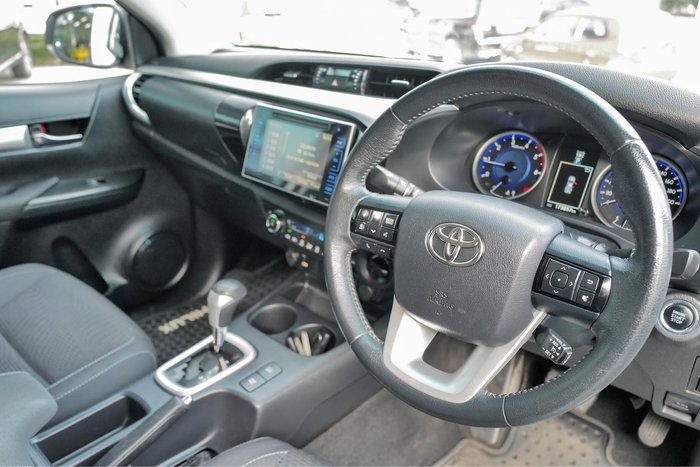 2019 Toyota Hilux SR5