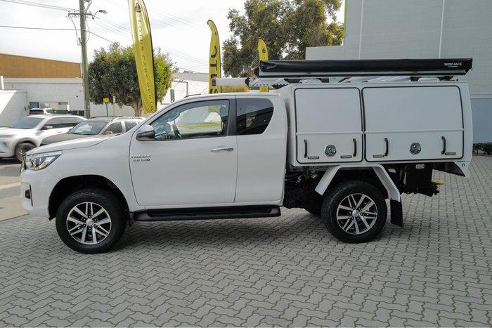 2019 Toyota Hilux SR5