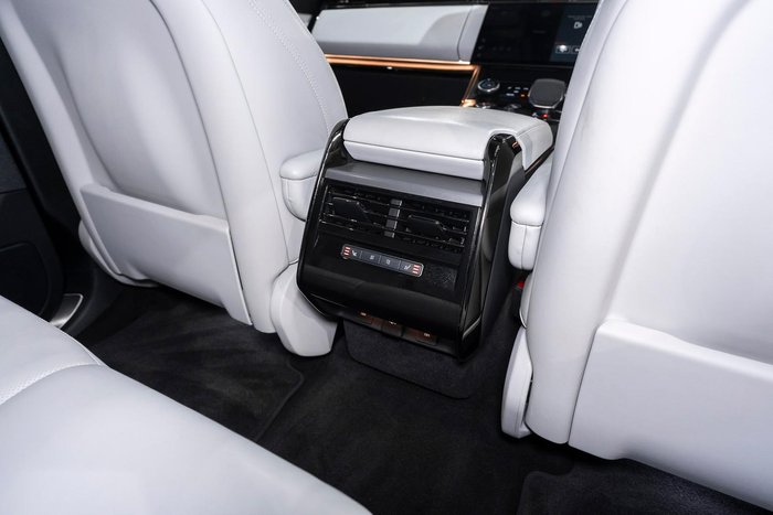 2023 Land Rover Range Rover Sport D250 SE
