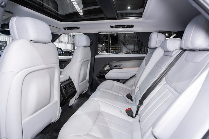2023 Land Rover Range Rover Sport D250 SE