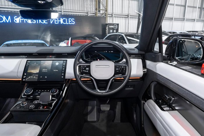 2023 Land Rover Range Rover Sport D250 SE