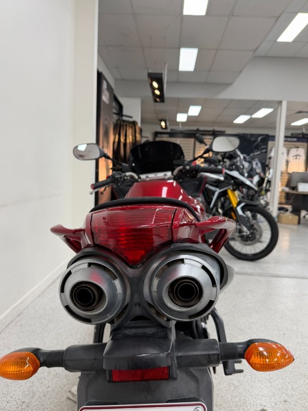 2006 YAMAHA FZ6S Red