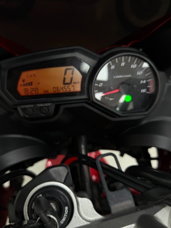 2006 YAMAHA FZ6S Red