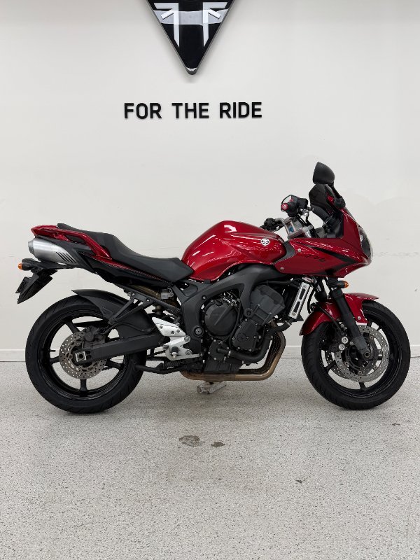 2006 YAMAHA FZ6S Red