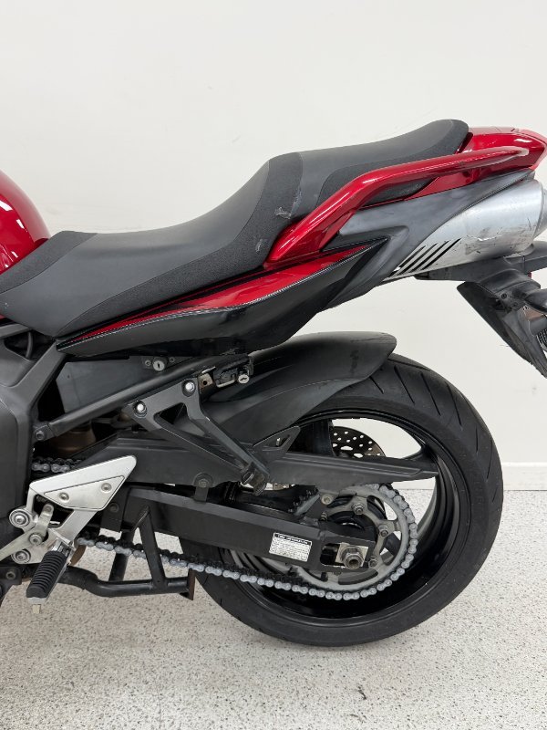2006 YAMAHA FZ6S Red