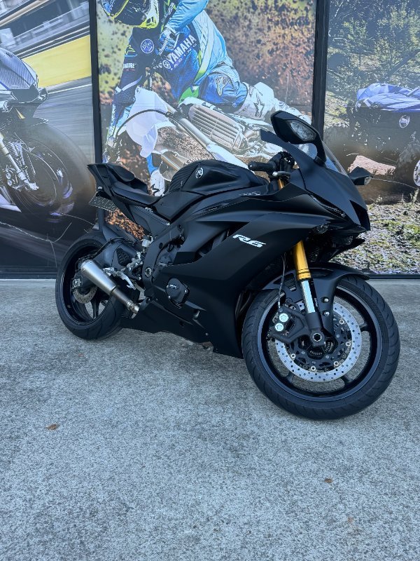 2017 Yamaha YZF-R6 GREY