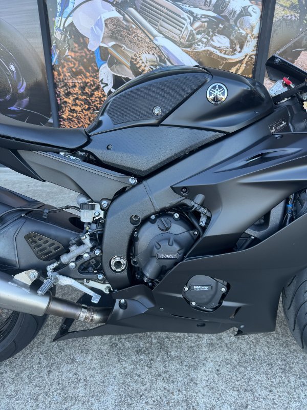 2017 Yamaha YZF-R6 GREY