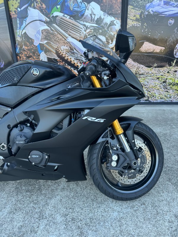 2017 Yamaha YZF-R6 GREY