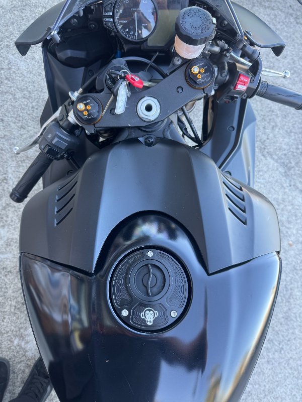 2017 Yamaha YZF-R6 GREY