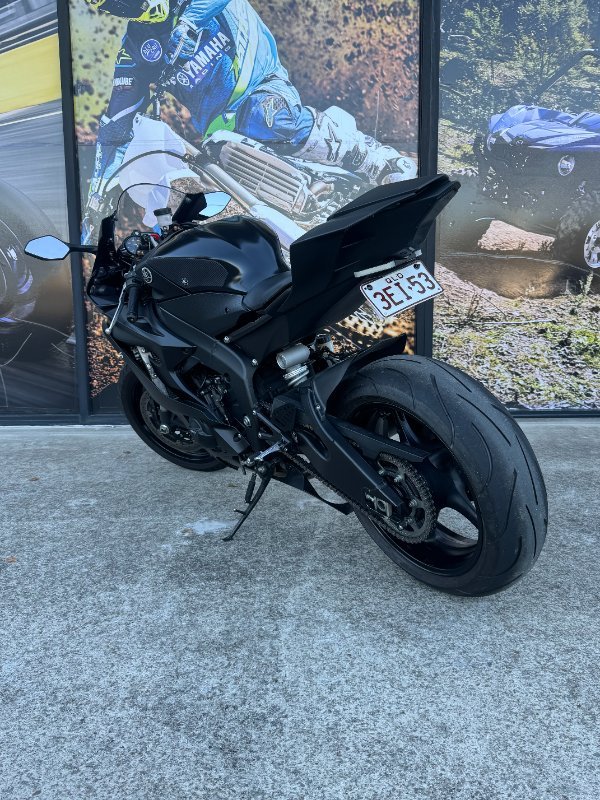 2017 Yamaha YZF-R6 GREY