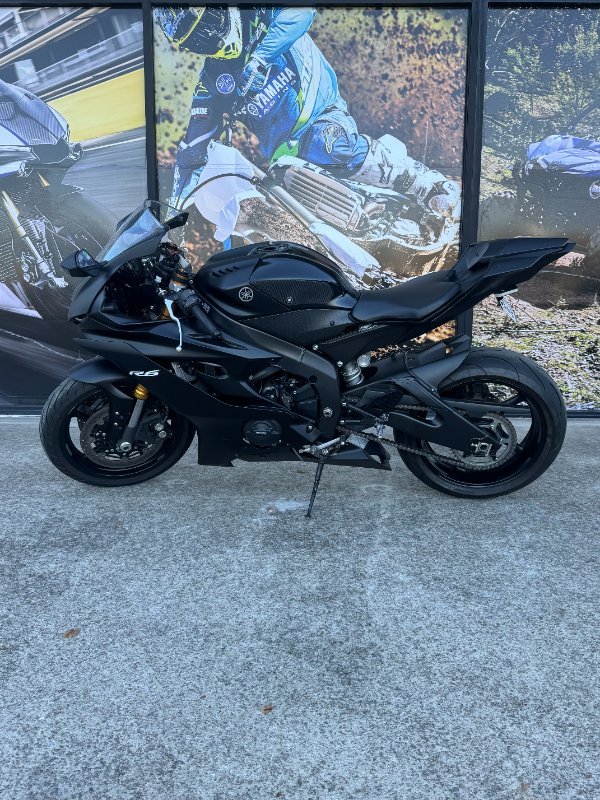 2017 Yamaha YZF-R6 GREY
