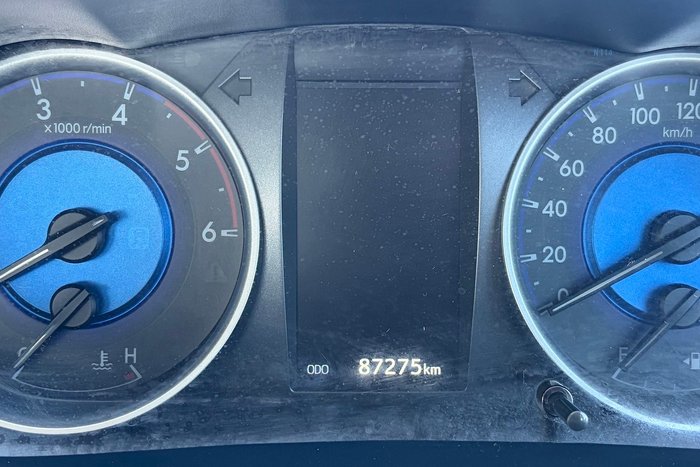 2019 Toyota Hilux SR