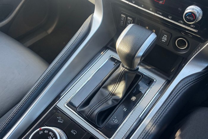 2020 Mitsubishi Pajero Sport Exceed