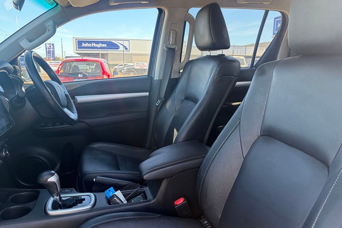 2018 Toyota Hilux SR5