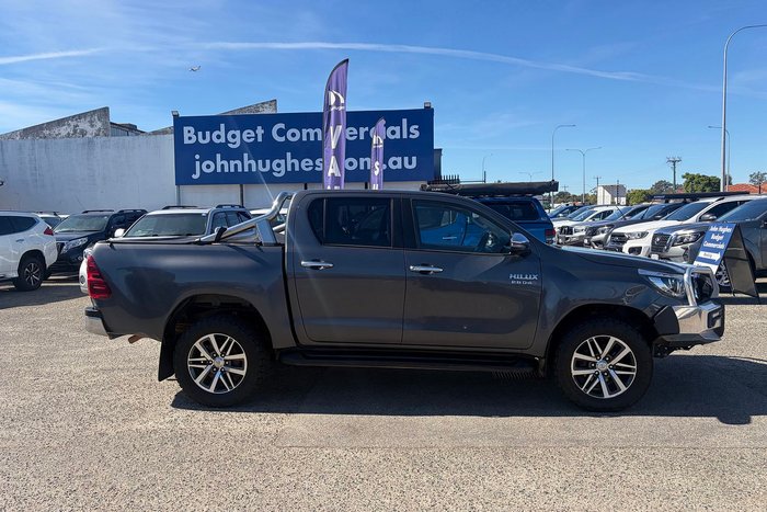 2018 Toyota Hilux SR5