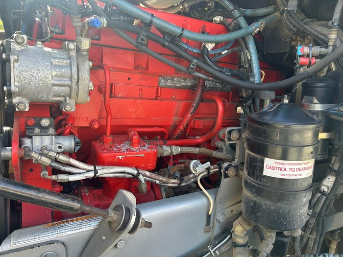 2014 Kenworth T300 Series T359