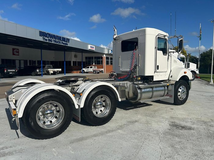 2014 Kenworth T300 Series T359