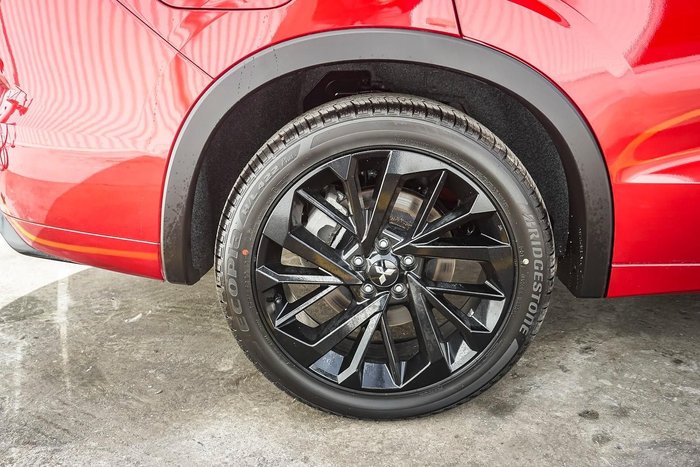 2025 Mitsubishi Outlander PHEV GSR