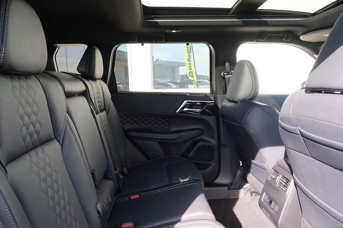 2025 Mitsubishi Outlander PHEV GSR