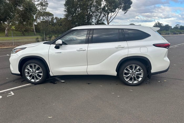 2021 Toyota Kluger Grande