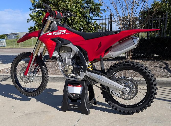 2025 Ducati Desmo450 MX