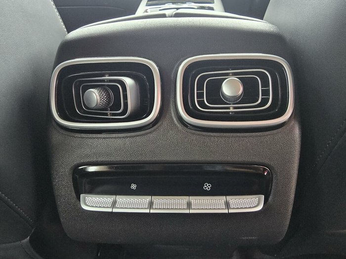 2025 Jaecoo J8 Track