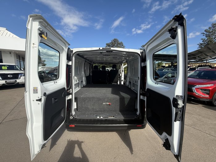 2021 Mitsubishi Express