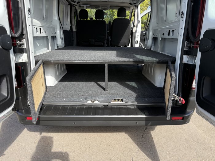 2021 Mitsubishi Express
