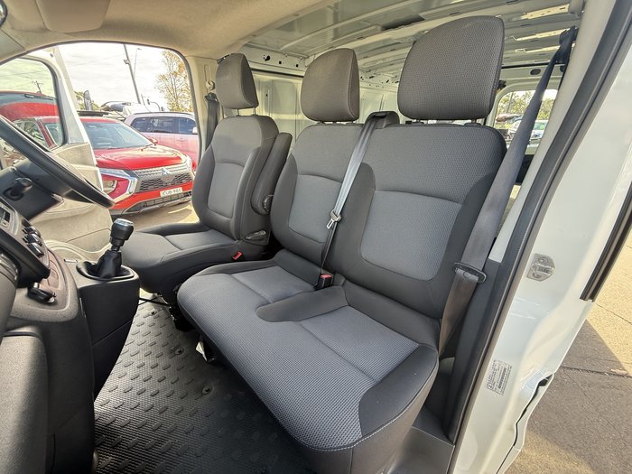 2021 Mitsubishi Express