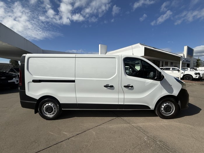 2021 Mitsubishi Express