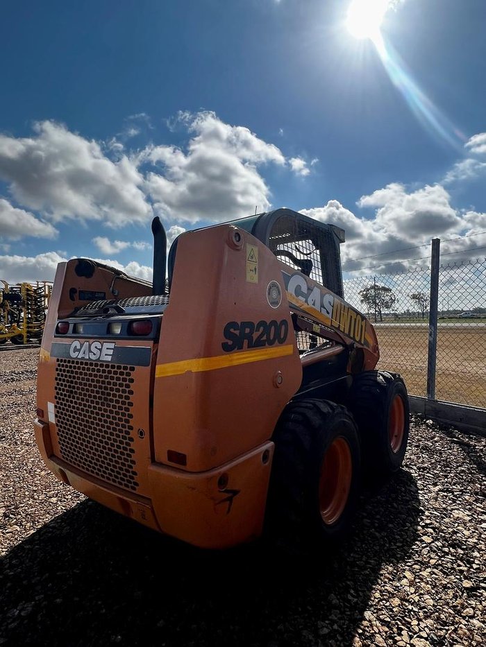 2011 CASE Sr200