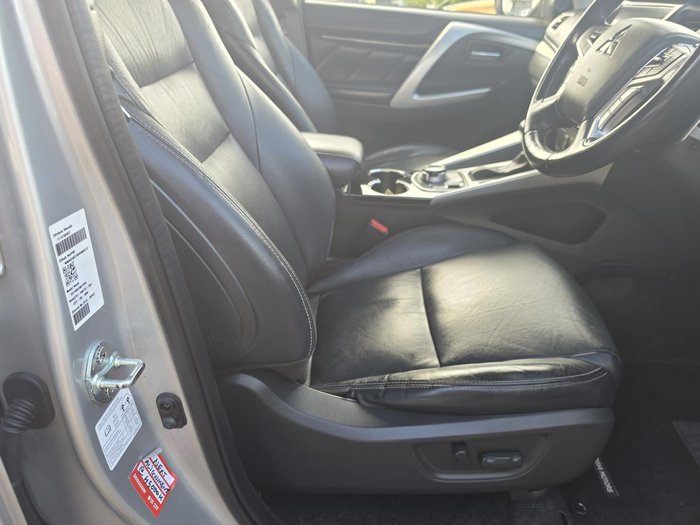 2017 Mitsubishi Pajero Sport GLS