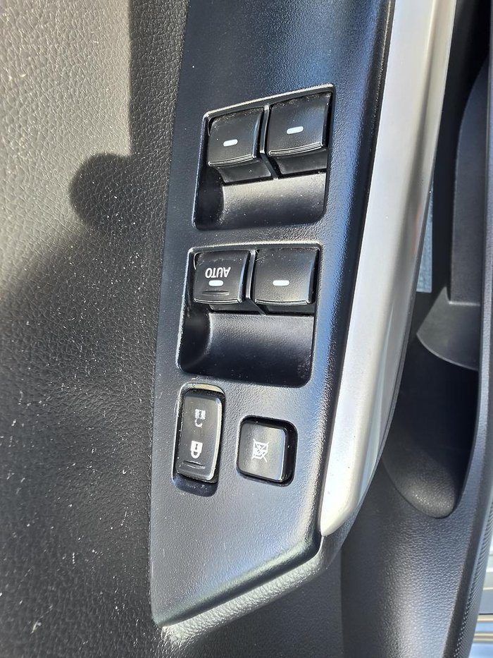 2017 Mitsubishi Pajero Sport GLS