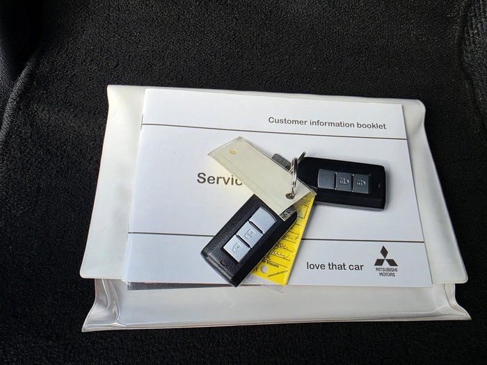 2017 Mitsubishi Pajero Sport GLS