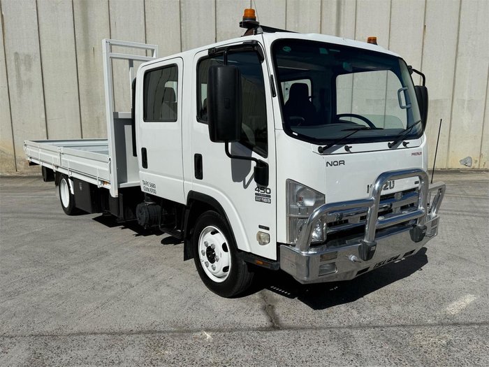 2010 Isuzu Nqr 450