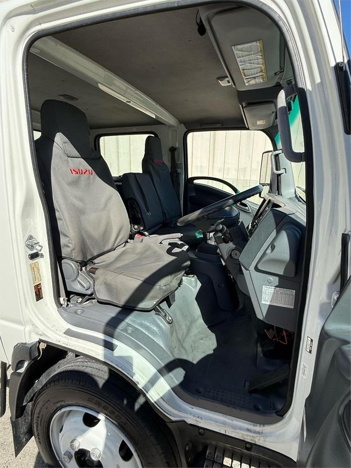 2010 Isuzu Nqr 450