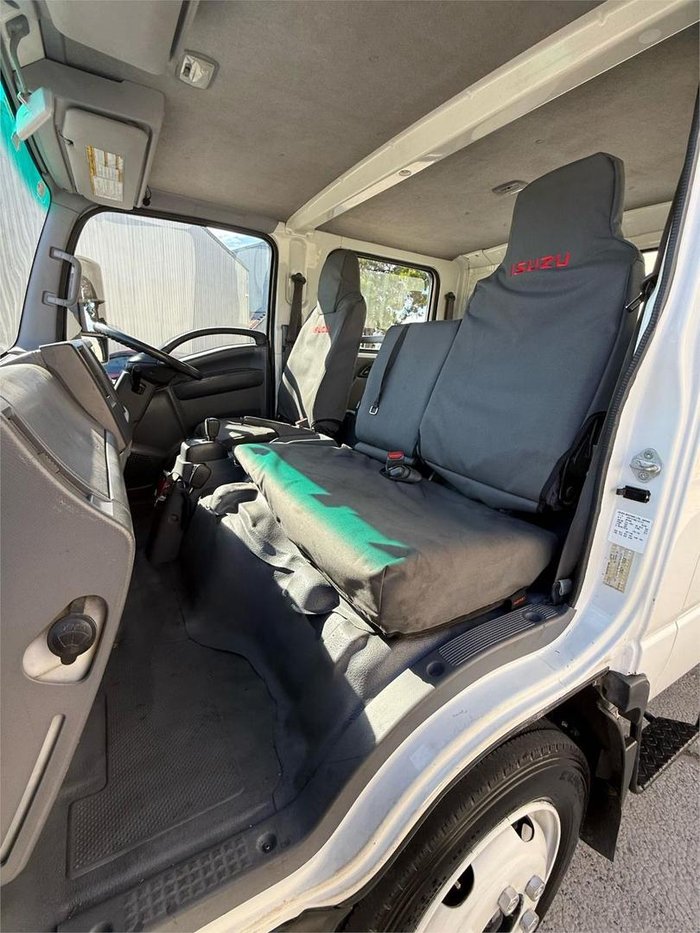 2010 Isuzu Nqr 450