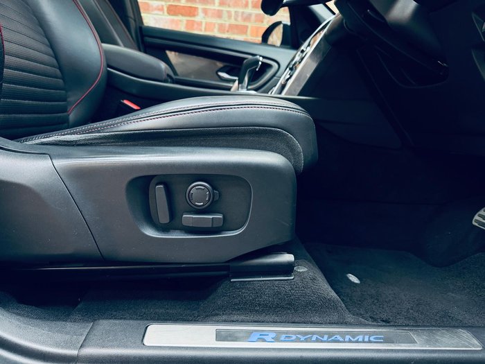 2020 Land Rover Discovery Sport D240 R-Dynamic HSE